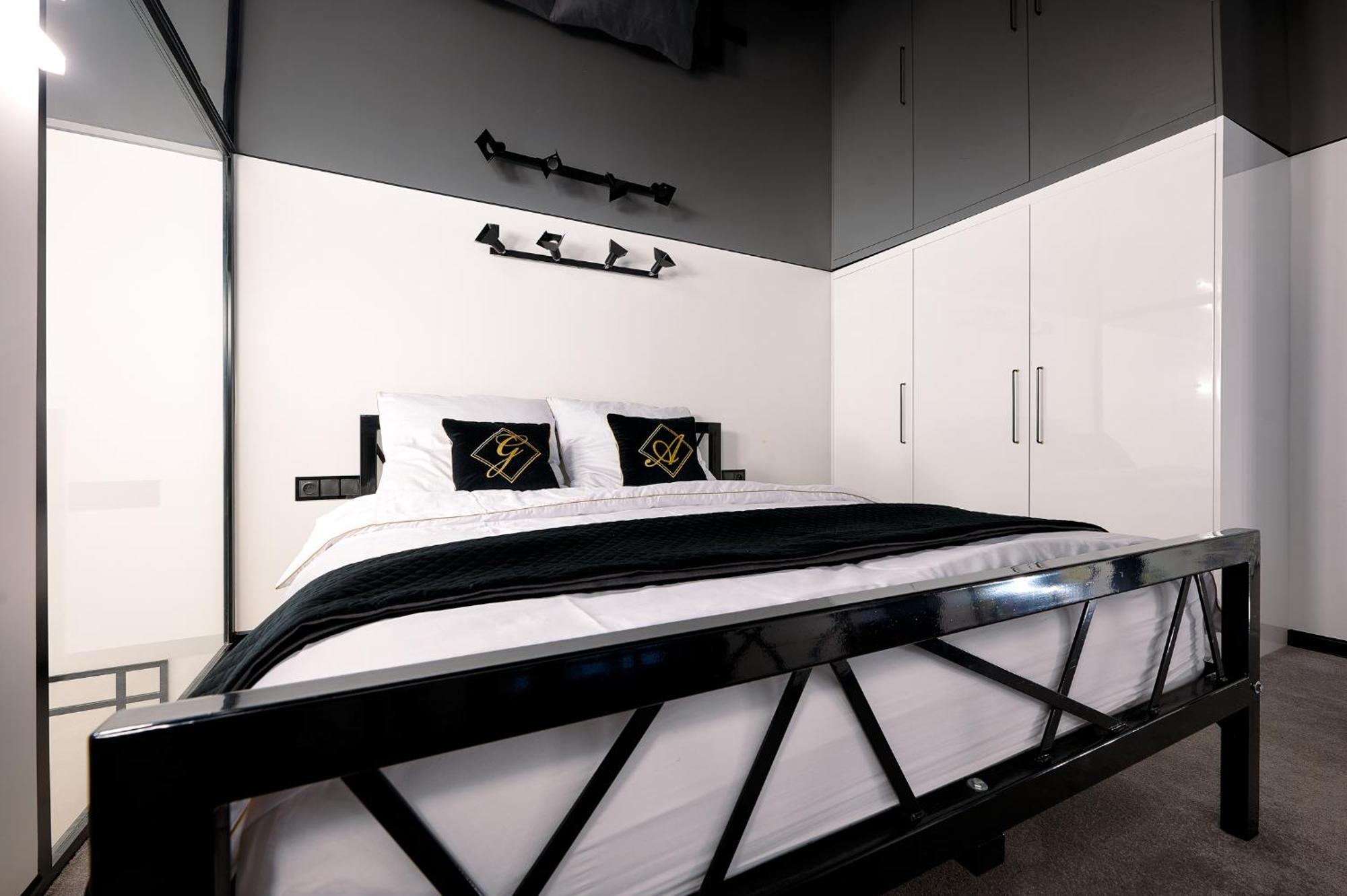 Апартаменти Loft Piotrkowska 37 Лодзь Екстер'єр фото
